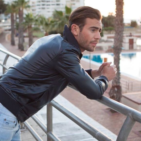 Meet your Posher, Ryan - Picture 1 of 1